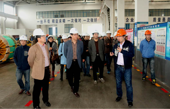 2015年11月21日，市光華高中黨員、教師來上上電纜參觀