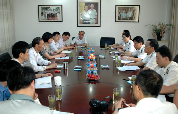 常州海關黨組書記、關長吳永林來上上集團調研